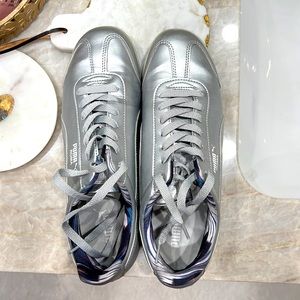 Silver Puma Roma sneakers